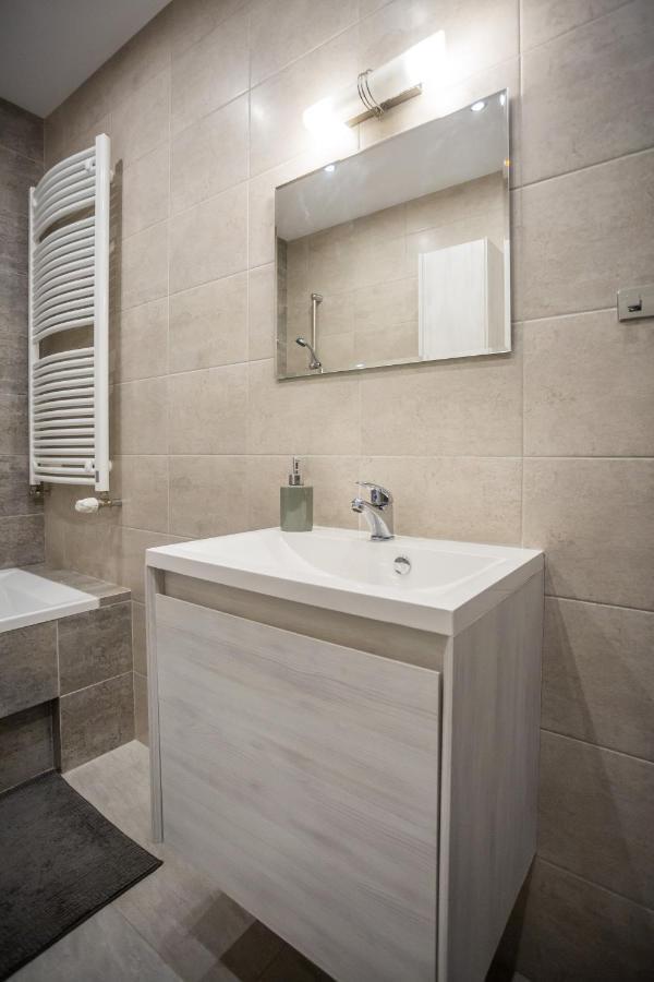 Resinest Apartamenty Kaczorowskiego 7 Białystok Esterno foto